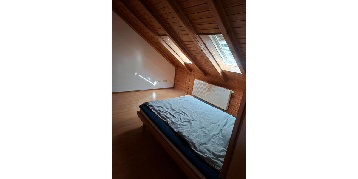 Dachgeschoßwohnung Scheßlitz - 2 Zimmer, 67 m&sup2;, 520&euro; | Angebot:26067012
