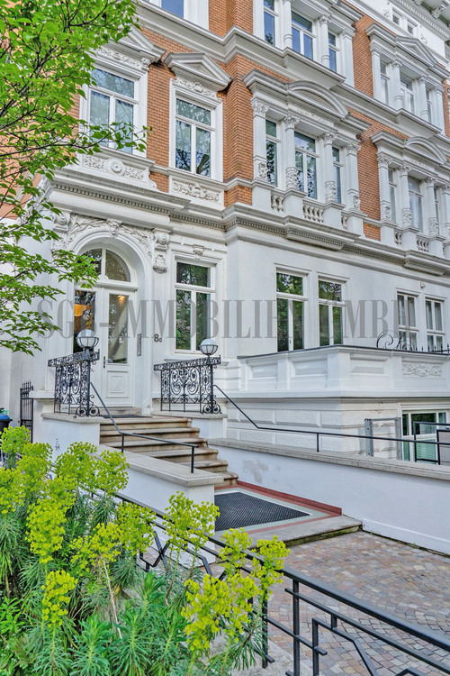 Exklusive Bürofläche in historischem Ambiente vis-á-vis Theater am Goetheplatz