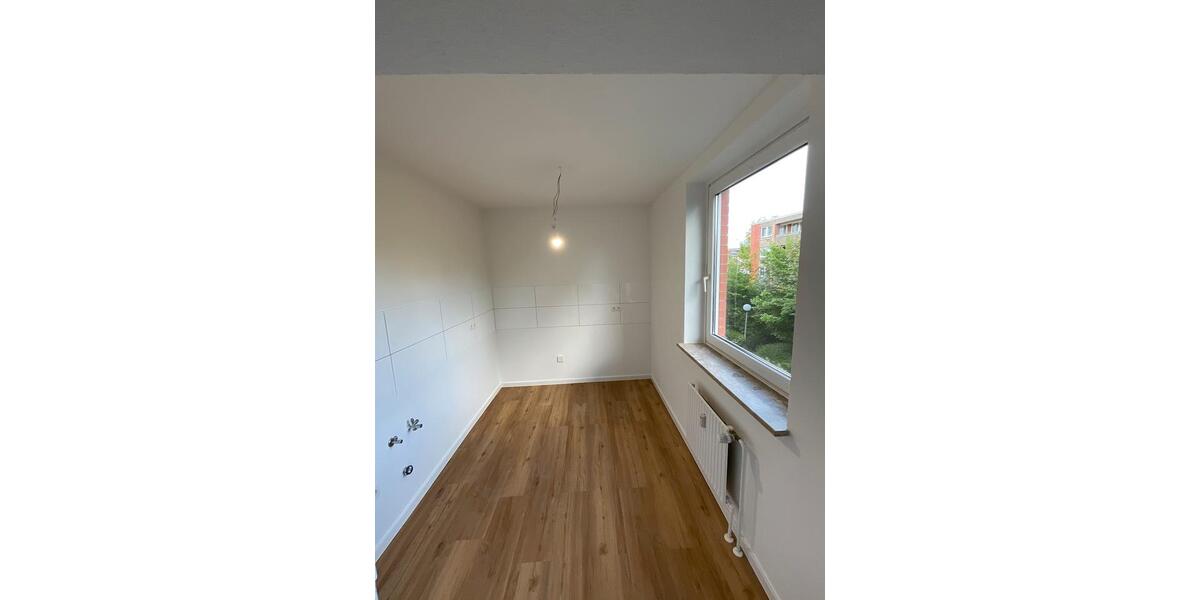 Etagenwohnung Kiel Friedrichsort - 3 Zimmer, 84 m&sup2;, 869&euro; | Angebot:26641863