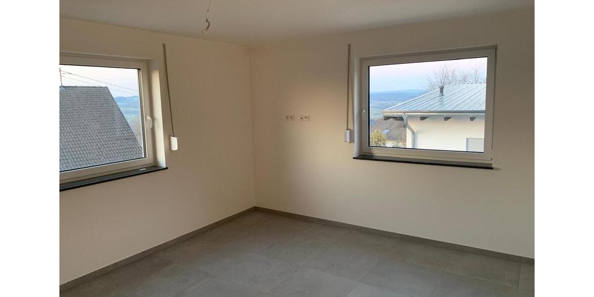 Einfamilienhaus Hundsangen - 5 Zimmer, 150 m&sup2;, 1.500&euro; | Angebot:25831204