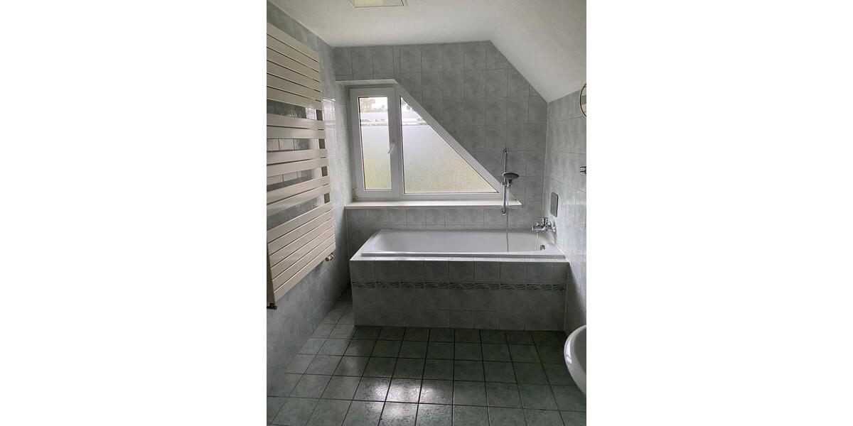 Einfamilienhaus Cottbus Spremberger Vorstadt - 4 Zimmer, 177 m&sup2;, 1.250&euro; | Angebot:25044242