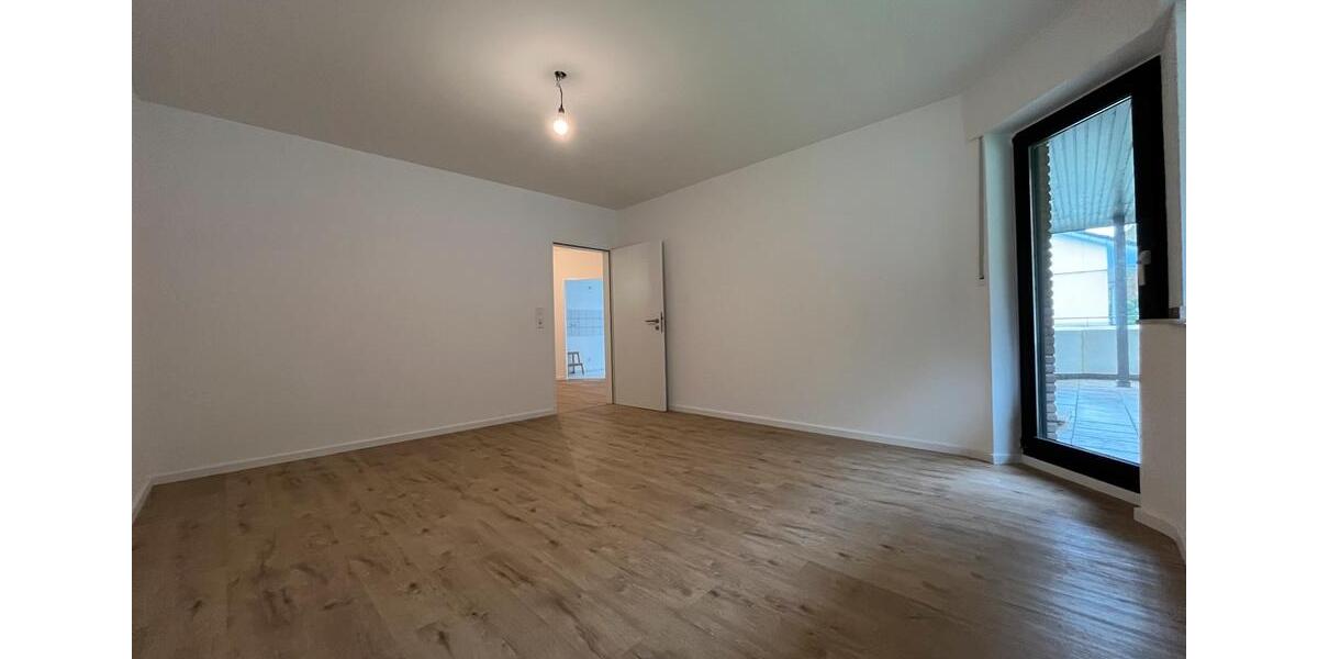 Erdgeschoßwohnung Bonn Beuel-Mitte - 2 Zimmer, 71 m&sup2;, 1.220&euro; | Angebot:25150003
