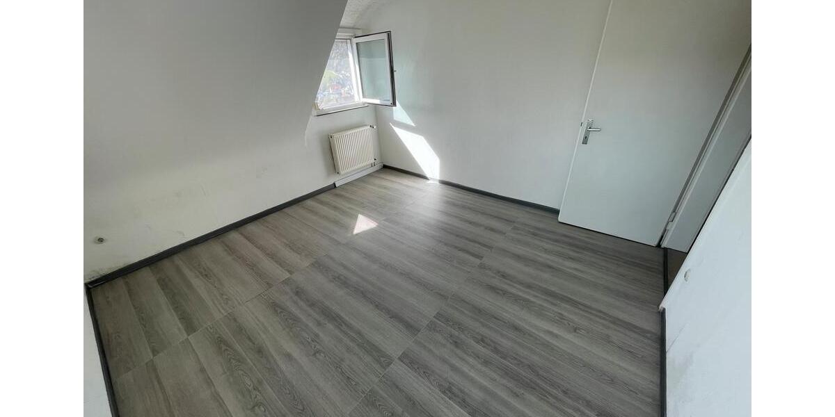 Dachgeschoßwohnung Weißbach - 3 Zimmer, 69 m&sup2;, 700&euro; | Angebot:26049597