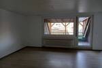 große Dachgeschoßwohnung mit Ausblick