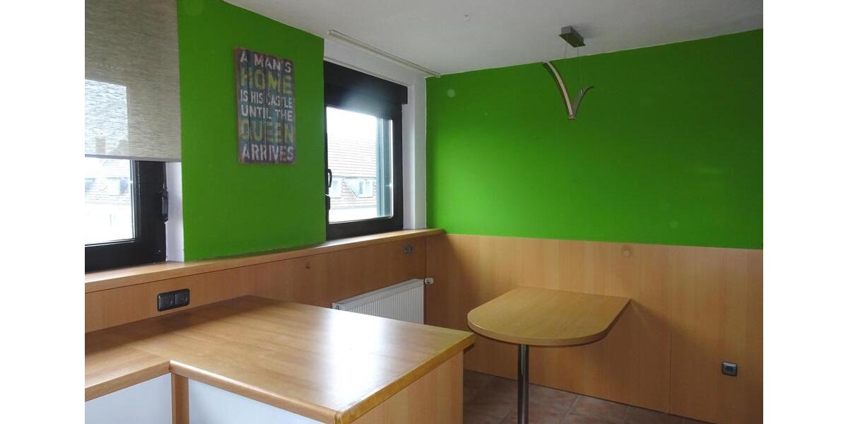 Dachgeschoßwohnung Bottrop Boy - 4.5 Zimmer, 140 m&sup2;, 1.050&euro; | Angebot:25650429