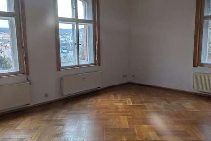 Wohnung Pößneck - 3 Zimmer, 105 m&sup2;, 680&euro; | Angebot:25230603