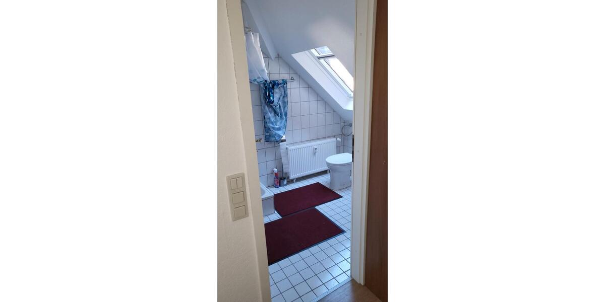 Dachgeschoßwohnung Sankt Ingbert - 1 Zimmer, 27 m&sup2;, 280&euro; | Angebot:26705235