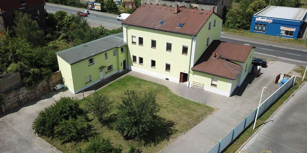 Etagenwohnung Bitterfeld Bitterfeld - 2 Zimmer, 69 m&sup2;, 480&euro; | Angebot:26805277