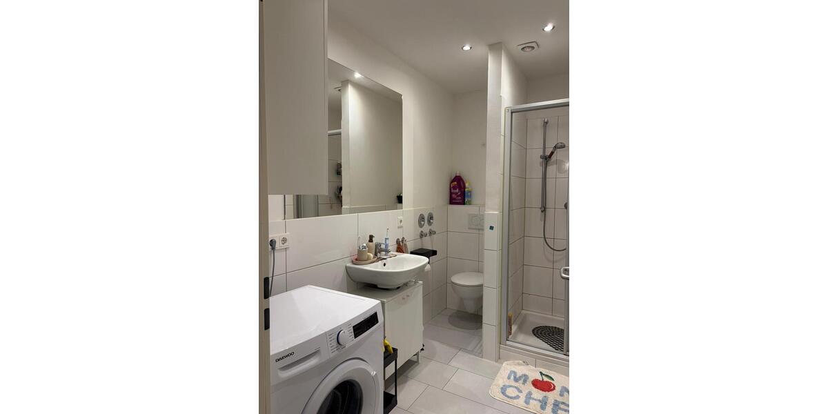 Etagenwohnung Bremen - 2 Zimmer, 60 m&sup2;, 650&euro; | Angebot:26089132