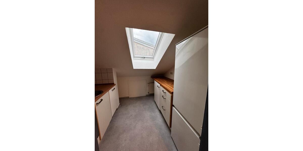 Dachgeschoßwohnung Erbach - 2 Zimmer, 53 m&sup2;, 800&euro; | Angebot:26648501