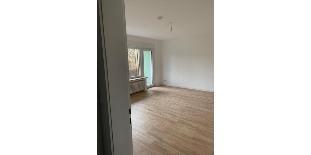 Etagenwohnung Solingen - 1 Zimmer, 43 m&sup2;, 430&euro; | Angebot:24740045