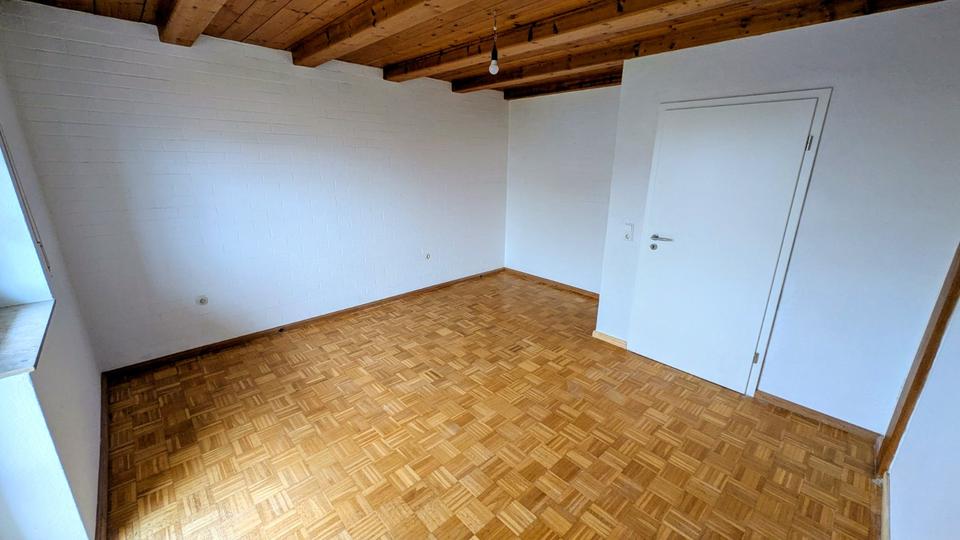 Erdgeschoßwohnung Feuchtwangen - 2 Zimmer, 67 m&sup2;, 660&euro; | Angebot:23457485