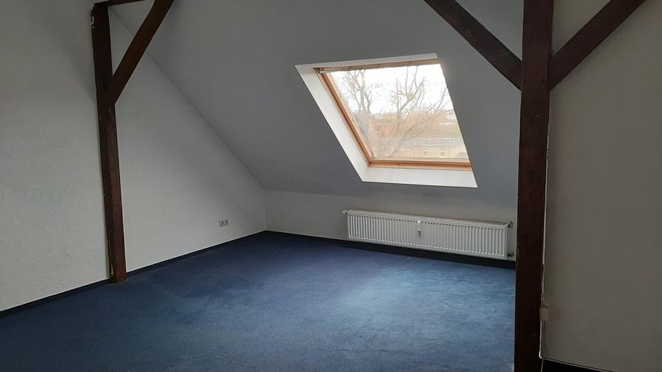 Dachgeschoßwohnung Nordhausen - 3 Zimmer, 106 m&sup2;, 550&euro; | Angebot:24504095
