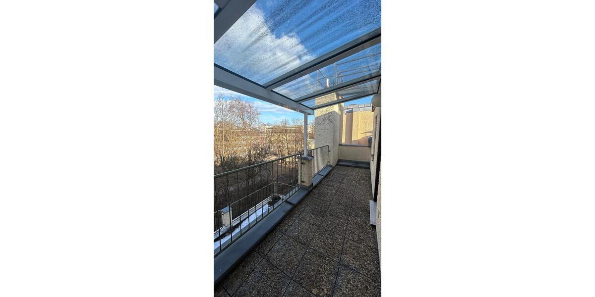 Dachgeschoßwohnung München Berg am Laim - 3 Zimmer, 77 m&sup2;, 1.400&euro; | Angebot:25056723