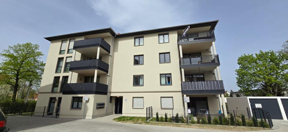 Etagenwohnung Cottbus Brunschwig - 4 Zimmer, 108 m&sup2;, 1.435&euro; | Angebot:25220684