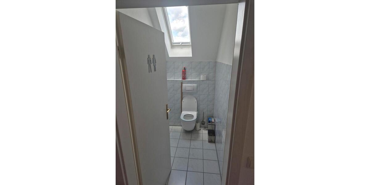 Dachgeschoßwohnung Bensheim - 2.5 Zimmer, 85 m&sup2;, 998&euro; | Angebot:26670527
