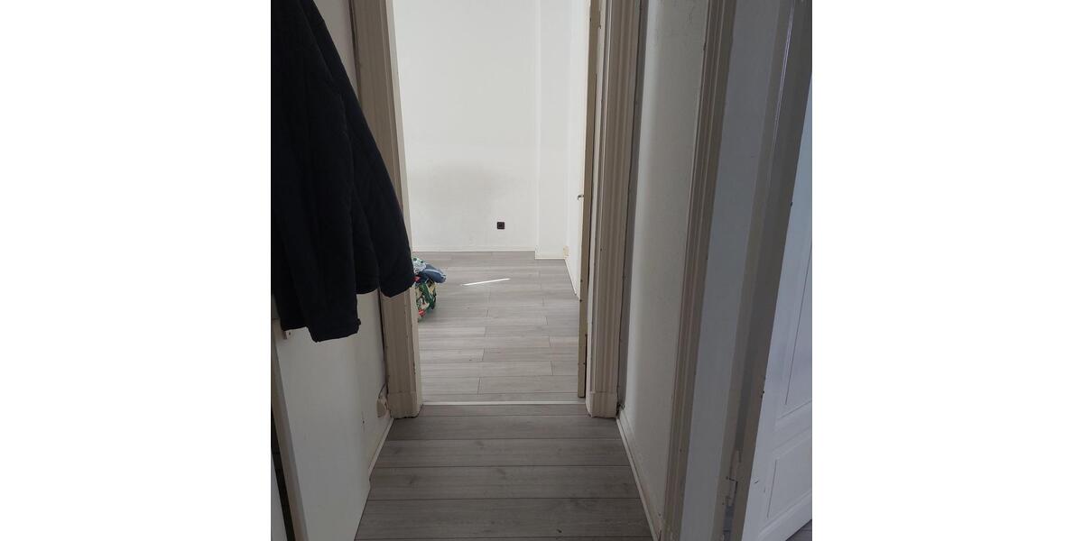 Dachgeschoßwohnung Flensburg - 2 Zimmer, 45 m&sup2;, 495&euro; | Angebot:26115820