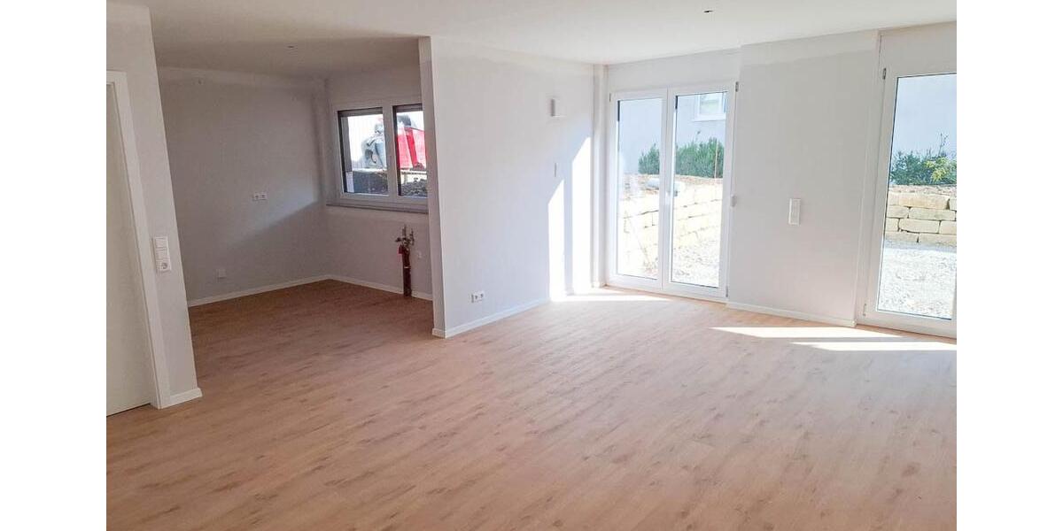 Etagenwohnung Leonberg - 3 Zimmer, 104 m&sup2;, 1.600&euro; | Angebot:26648296