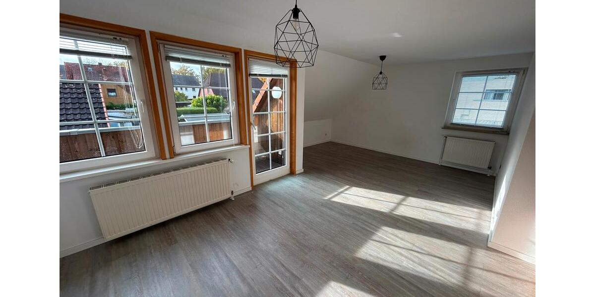 Etagenwohnung Nienburg (Weser) - 4 Zimmer, 88 m&sup2;, 600&euro; | Angebot:23631713