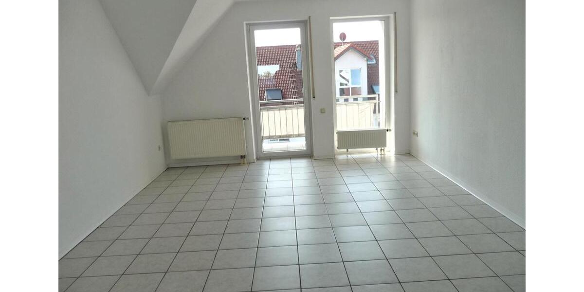 Dachgeschoßwohnung Niederaula - 3 Zimmer, 75 m&sup2;, 568&euro; | Angebot:26152137