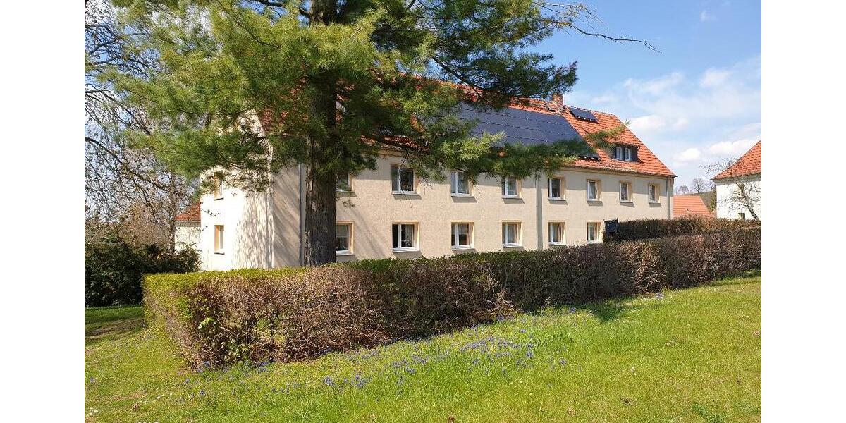 Dachgeschoßwohnung Mülsen - 2 Zimmer, 43 m&sup2;, 290&euro; | Angebot:23873135