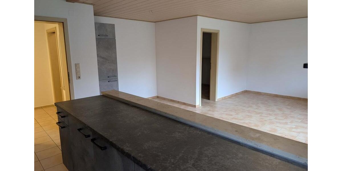 Etagenwohnung Burgoberbach - 2 Zimmer, 68 m&sup2;, 660&euro; | Angebot:25716698