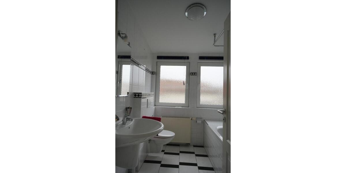 Dachgeschoßwohnung Neustadt an der Weinstraße - 4 Zimmer, 1.100&euro; | Angebot:23384660