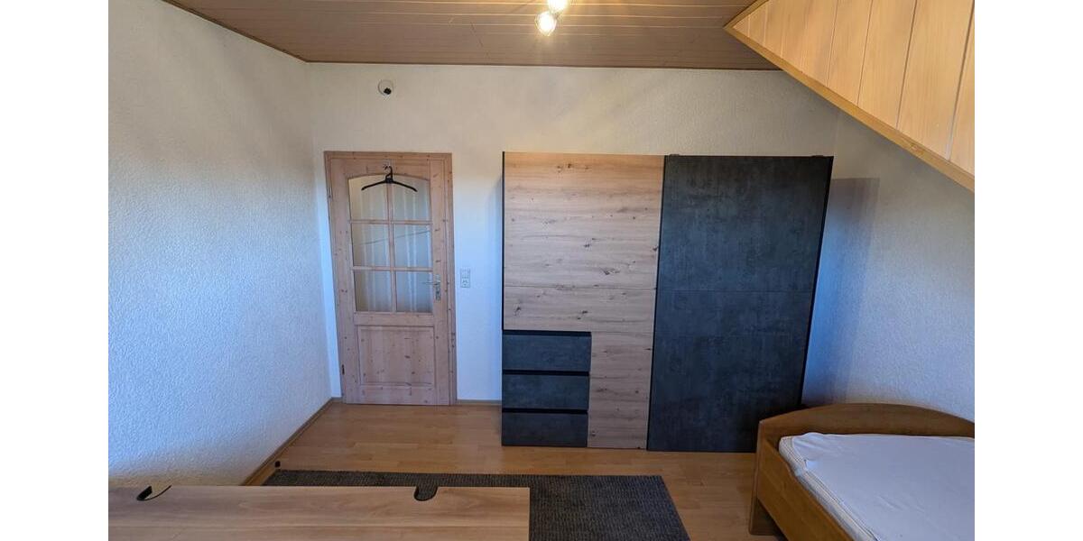 Dachgeschoßwohnung Schwetzingen - 2 Zimmer, 66 m&sup2;, 950&euro; | Angebot:25294143