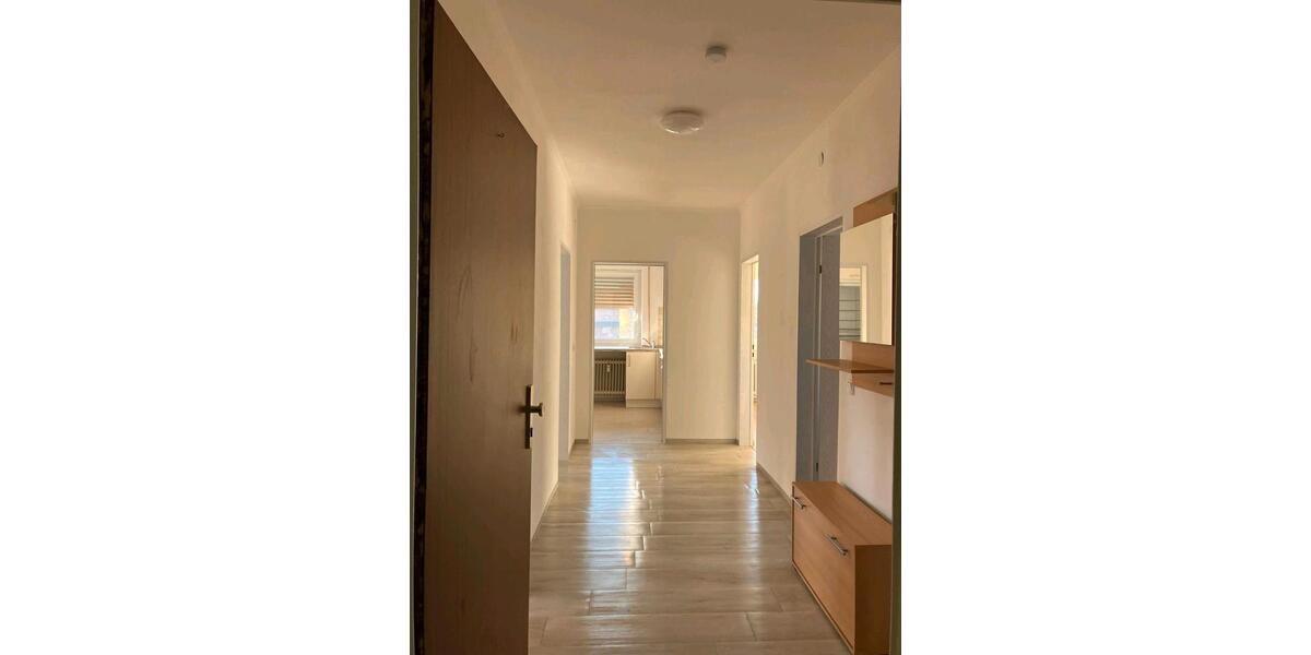 Etagenwohnung Langenzenn - 3 Zimmer, 78 m&sup2;, 1.020&euro; | Angebot:24566139