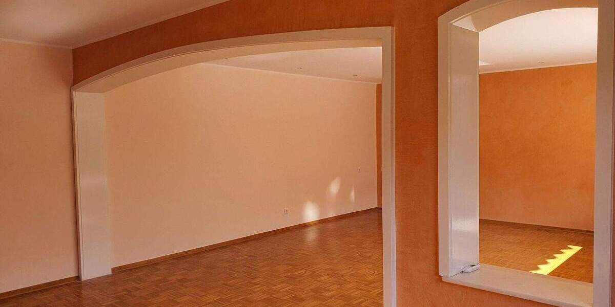 Etagenwohnung Duisburg Rahm - 4 Zimmer, 130 m&sup2;, 1.695&euro; | Angebot:25854102
