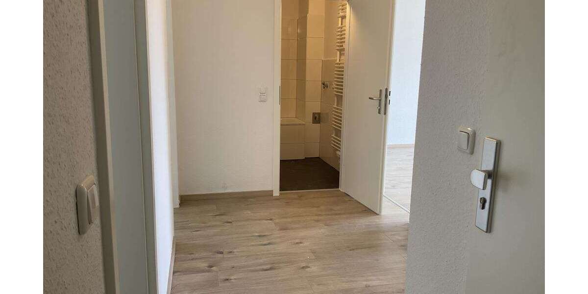Etagenwohnung Emden - 3 Zimmer, 65 m&sup2;, 479&euro; | Angebot:27067052