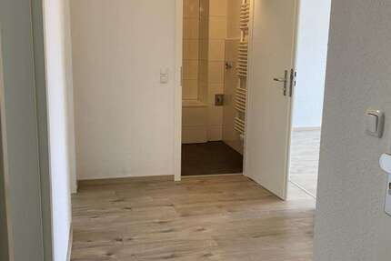 Wohnung Emden - 3 Zimmer, 65 m&sup2;, 479&euro; | Angebot:27067052
