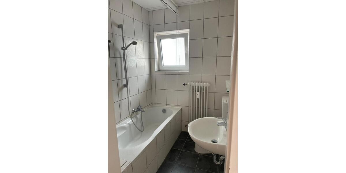 Etagenwohnung Hanau Groß-Steinheim - 2 Zimmer, 60 m&sup2;, 650&euro; | Angebot:24893202