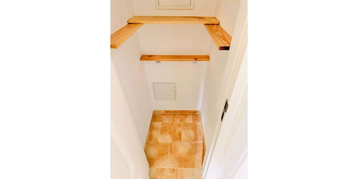 Etagenwohnung Schwerin Feldstadt - 4 Zimmer, 95 m&sup2;, 1.190&euro; | Angebot:25735304