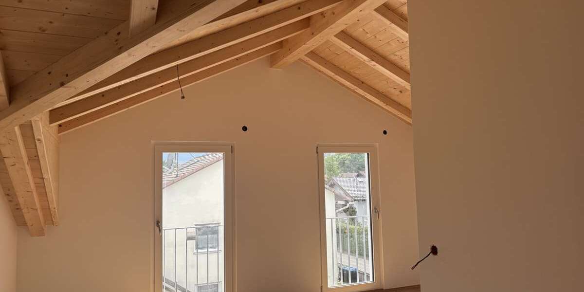 Haus zum Mieten in Pfaffenhofen 1.990 € 156 m² 6 zimmer