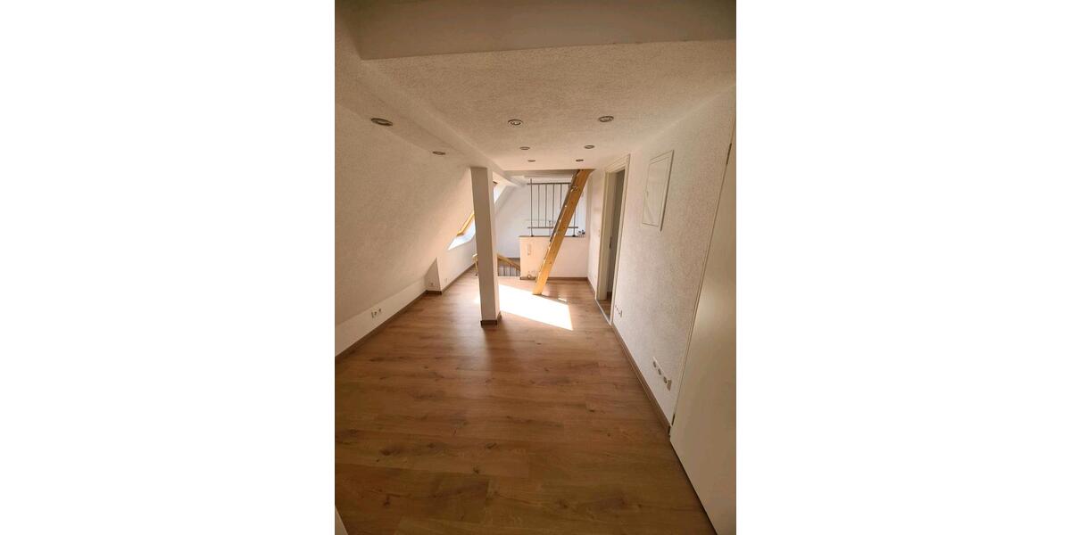 Einfamilienhaus Albstadt Gemarkung Onstmettingen - 5 Zimmer, 150 m&sup2;, 1.100&euro; | Angebot:26690340