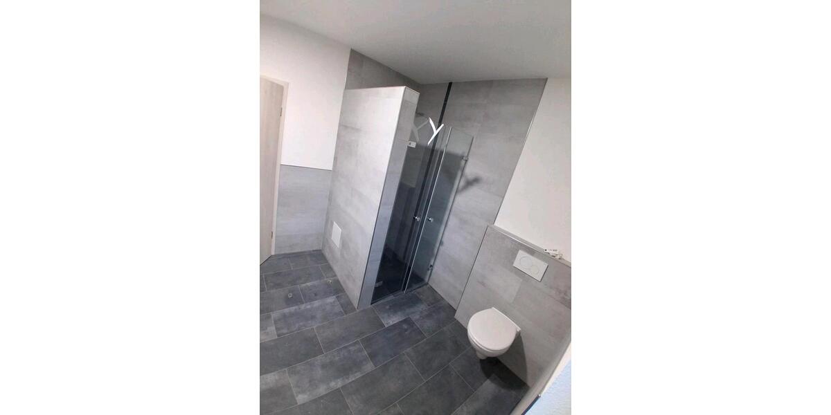 Dachgeschoßwohnung Neuhausen ob Eck - 4 Zimmer, 125 m&sup2;, 1.100&euro; | Angebot:24817733