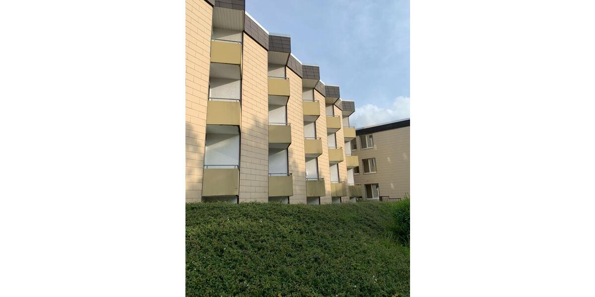 Erstbezug nach Sanierung: 1-Zi-Ap. mit Balkon in Nikolausberg 1 zimmer