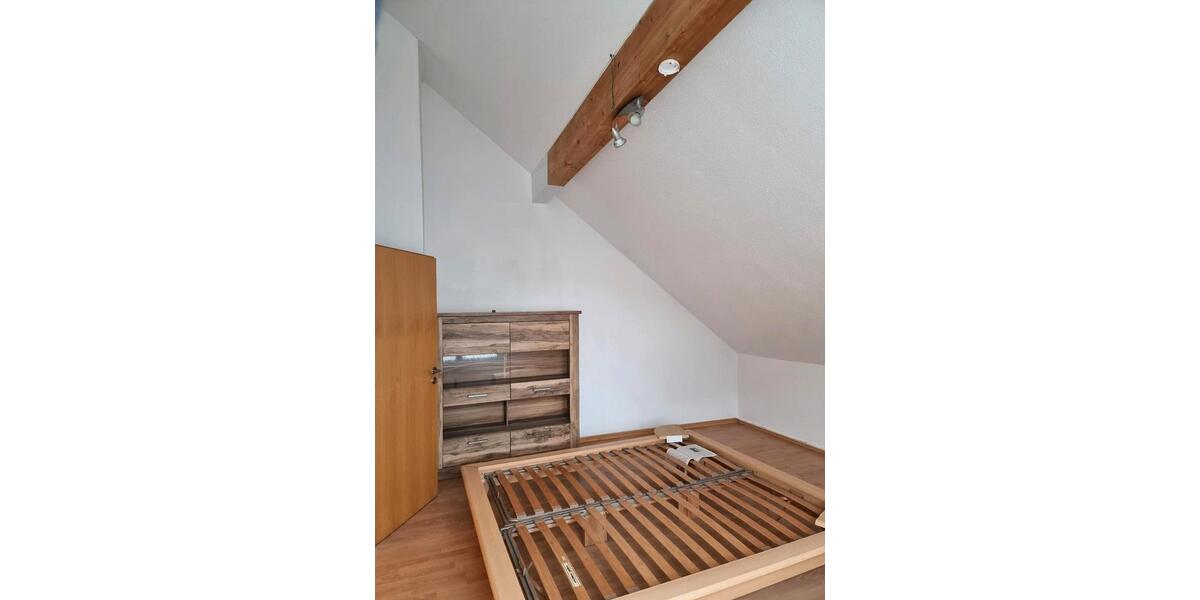 Doppelhaushälfte Straubing - 5 Zimmer, 128 m&sup2;, 1.190&euro; | Angebot:26237543