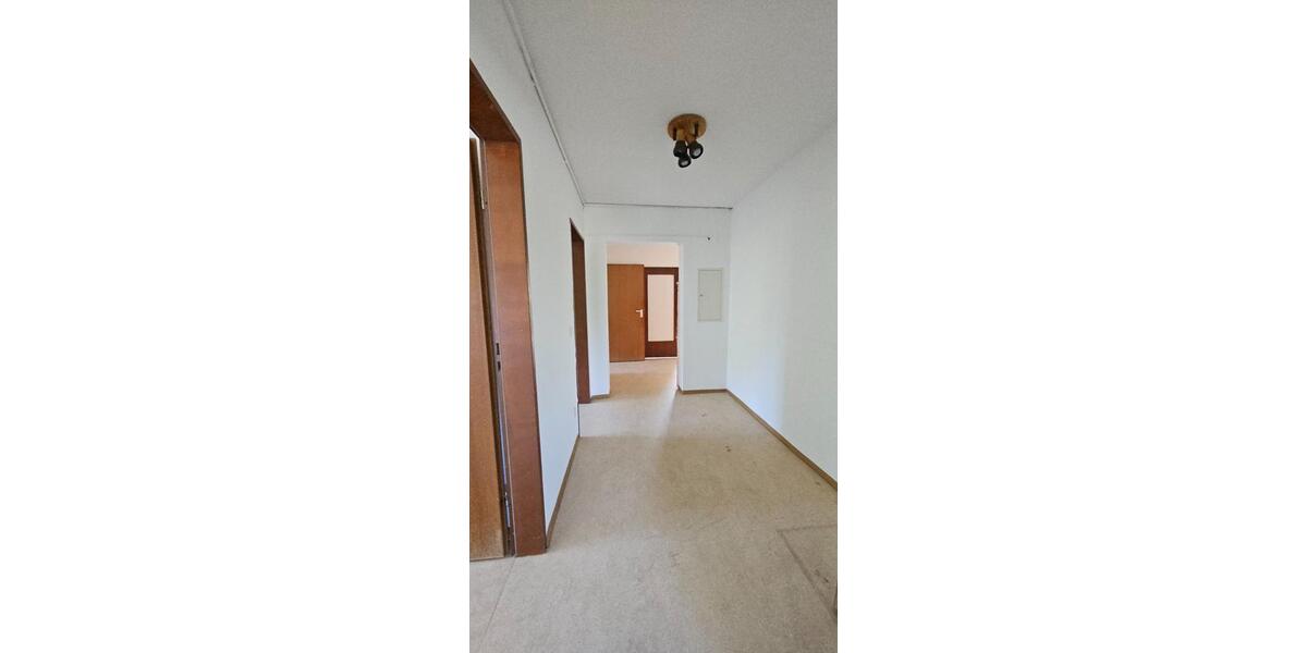 Etagenwohnung Immenreuth - 3 Zimmer, 78 m&sup2;, 450&euro; | Angebot:25852676