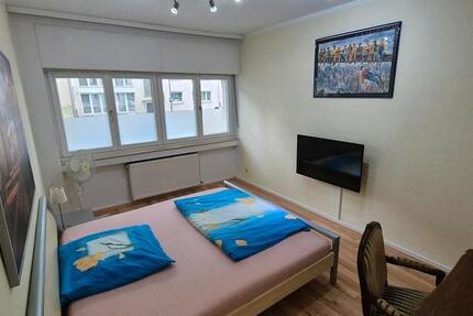 WG Zimmer Köln Süd ( zwischen Miete 3 Monate ab November)