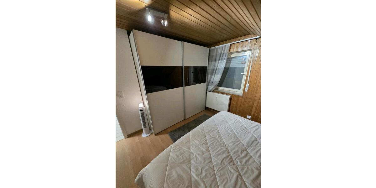 Dachgeschoßwohnung Esslingen am Neckar Pliensauvorstadt - 3 Zimmer, 57 m&sup2;, 1.070&euro; | Angebot:25844592