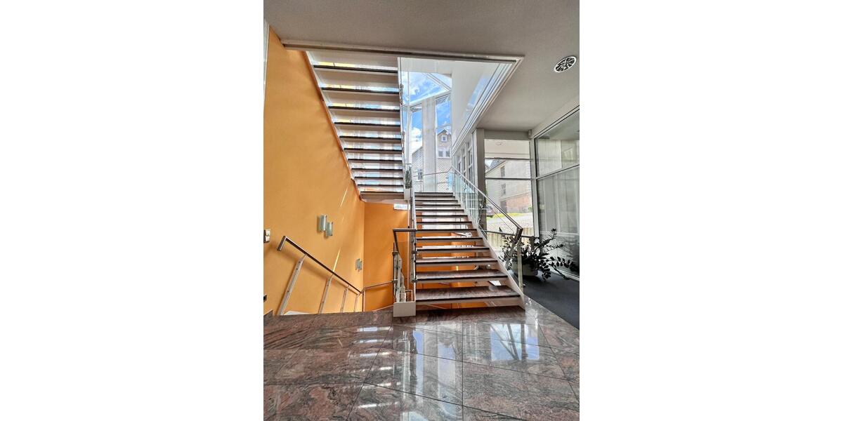 Gewerbeobjekt Neuhaus am Rennweg - 3.952&euro; | Angebot:25917855