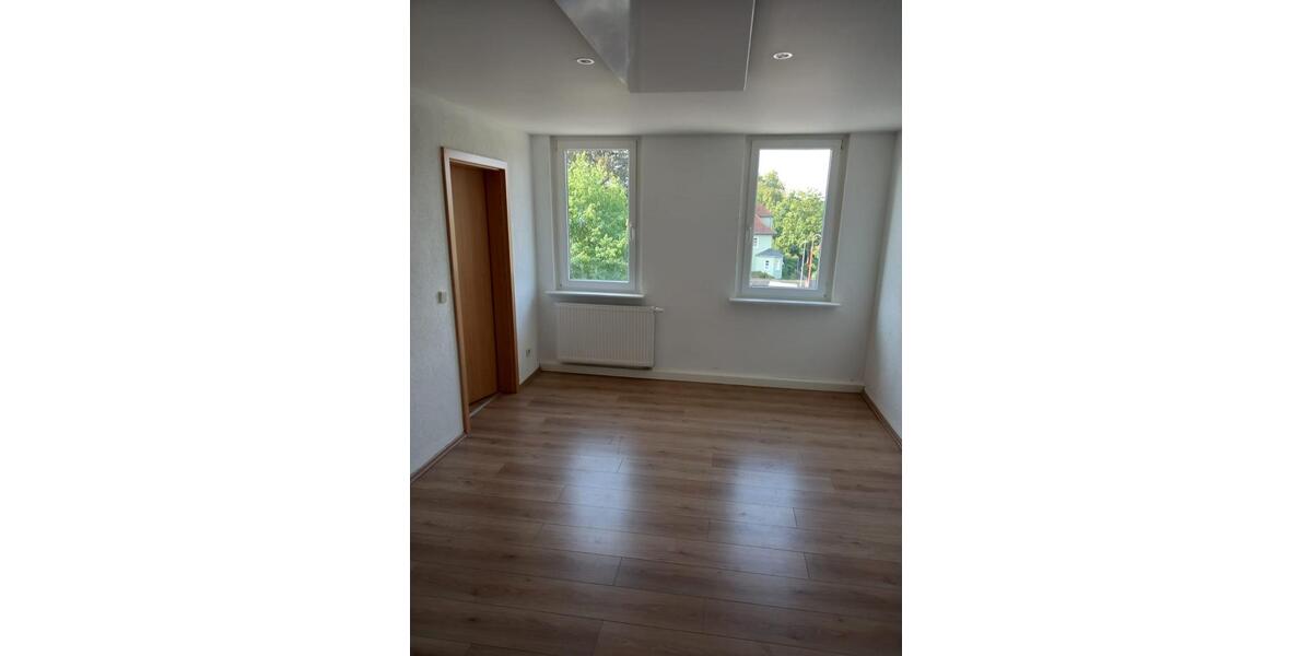 Dachgeschoßwohnung Colditz - 3 Zimmer, 105 m&sup2;, 700&euro; | Angebot:26445173