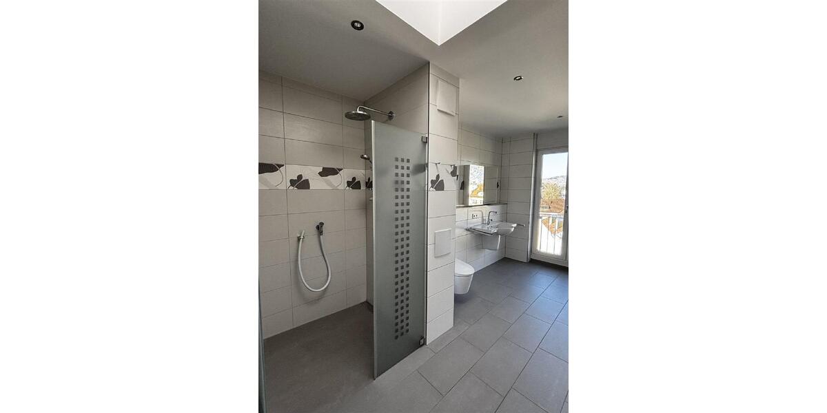 Einfamilienhaus Rielasingen-Worblingen Worblingen - 4.5 Zimmer, 130 m&sup2;, 1.500&euro; | Angebot:25414794