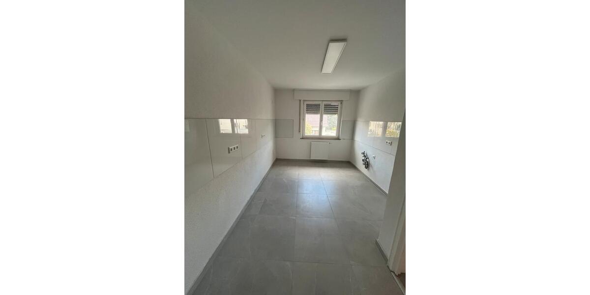 Etagenwohnung Baltmannsweiler - 4 Zimmer, 87 m&sup2;, 1.200&euro; | Angebot:26620989