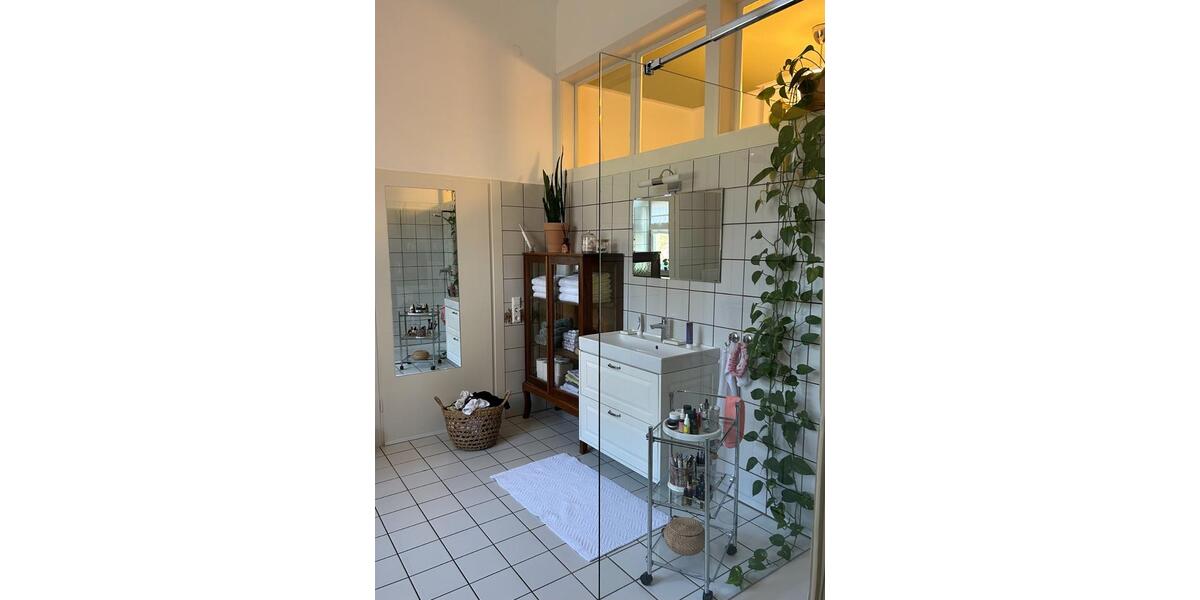 Erdgeschoßwohnung Bad Rappenau - 3 Zimmer, 106 m&sup2;, 1.200&euro; | Angebot:25791223
