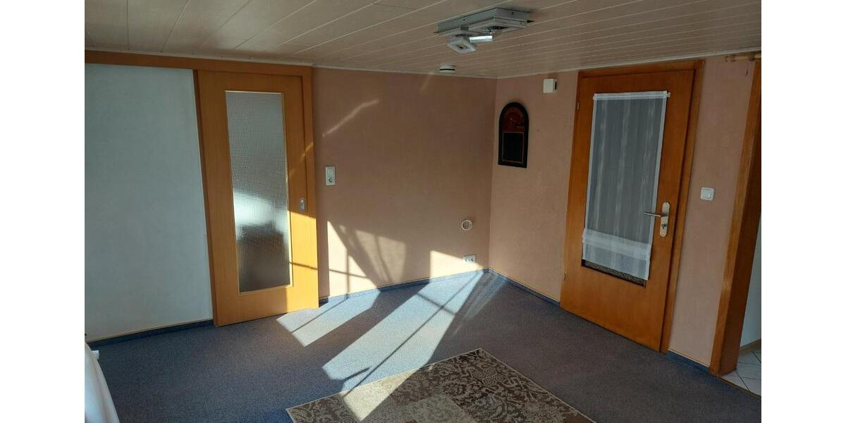 Erdgeschoßwohnung Greifenstein - 6 Zimmer, 100 m&sup2;, 575&euro; | Angebot:25184902