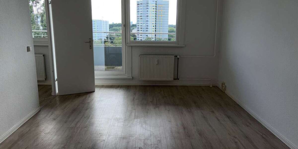 Etagenwohnung Berlin Lichtenberg - 1 Zimmer, 37 m&sup2;, 579&euro; | Angebot:27456460