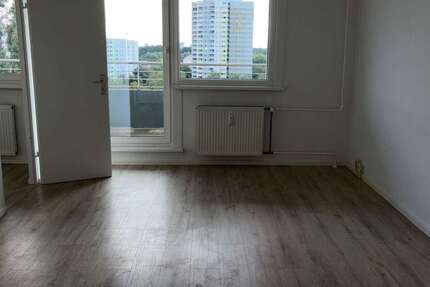 Wohnung Berlin Lichtenberg - 1 Zimmer, 37 m&sup2;, 579&euro; | Angebot:27456460